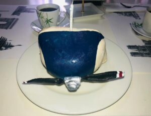 Pastel Avión Arte en Fondant - Image 3