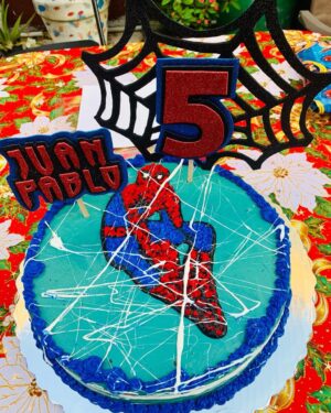 Pastel Temática Spiderman - Image 3